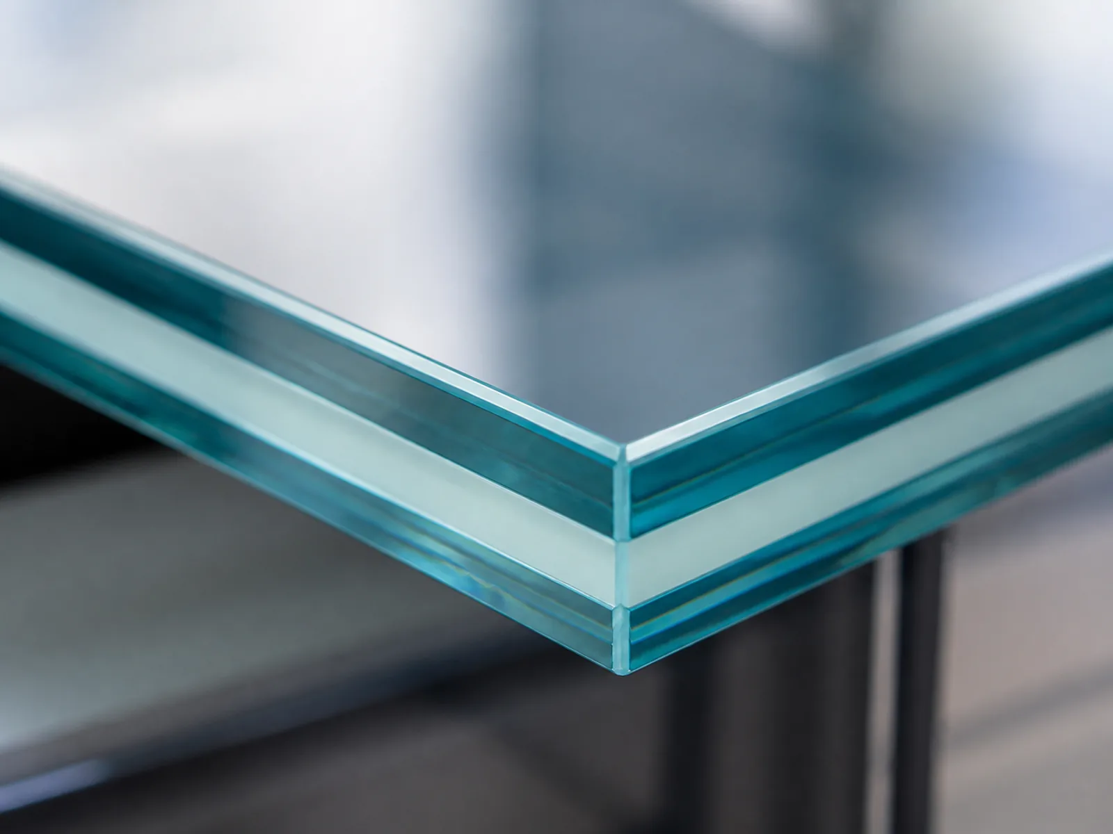 Detalhe de Vidro Laminado com PVB Certificado UV